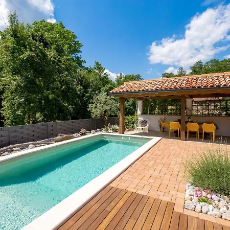 Antonio By Interhome * Jurdani